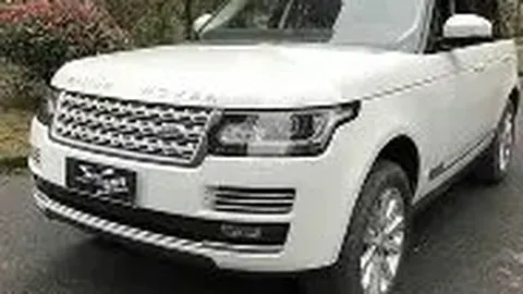 于晓光紧拥美女同坐一腿，官方声明：系邻里关系，非出轨行为